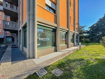 Negozio/Locale commerciale in Vendita in Via Asti 12 a Brescia