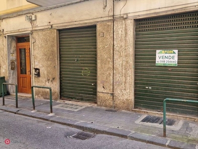 Negozio/Locale commerciale in Vendita in Via Fabrizio Pinto 62 -64 a Salerno