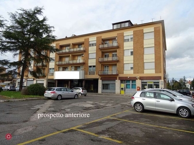 Negozio/Locale commerciale in Vendita in Via L.C. Basso a Aprilia