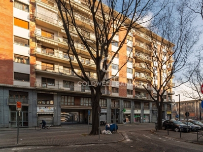 Quadrilocale in Corso Sebastopoli, Torino, 2 bagni, 140 m², 7° piano