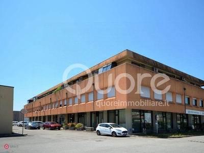 Ufficio in Vendita in Via Tavagnacco a Udine
