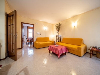 Villa a schiera in vendita a Cadelbosco Di Sopra