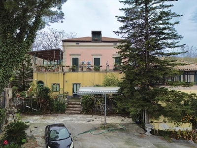 Villa in Vendita in sp68 a Piedimonte Etneo