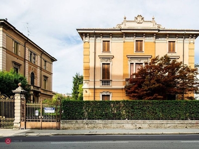 Villa in Vendita in Via Pietro Paleocapa a Bergamo
