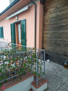 Villa in Vendita in Via Pisa a Montopoli in Val d'Arno