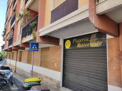 Ampio locale commerciale in affitto presso Torrente Trapani, Messina