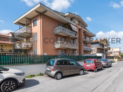 Appartamento in vendita a Roma - Zona: Morena