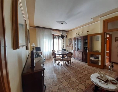 Appartamento in vendita in Cetona, Italia