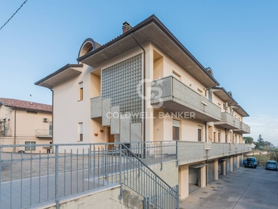 Appartamento in vendita in Mondaino, Italia