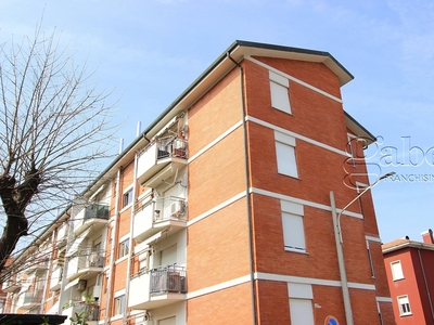 Appartamento in Via Marconi , Pogliano Milanese (MI)