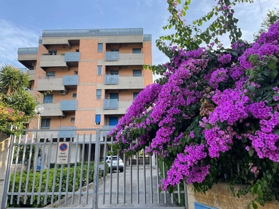 Appartamento Strada Giosuè Carducci 10, Poggiofranco, Bari