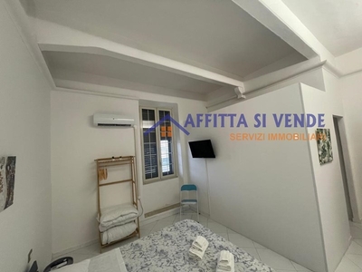 Bilocale in Vendita a Siracusa, 75'000€, 60 m², arredato