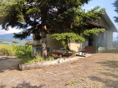 Casa in vendita in Atripalda, Italia