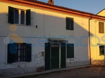 Casa semi indipendente da ristrutturare in vendita a Alessandria