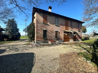 Casale, buono stato, 263 m², Dozza