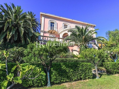 Esclusiva villa di 820 mq in vendita Ventimiglia, Liguria