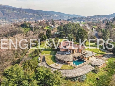 Esclusiva villa di 9974 mq in vendita Via Oltrecolle, 19, Como, Lombardia