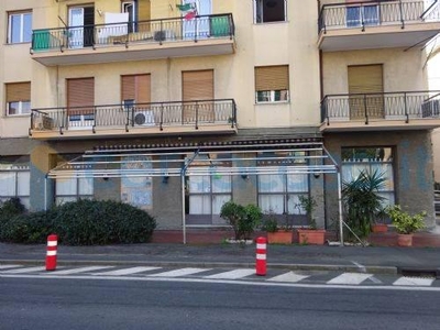 Hotel in affitto in Via Aurelia, Albisola Marina