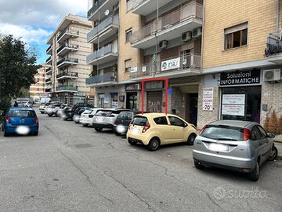 Locale Commerciale a Quattromiglia di Rende