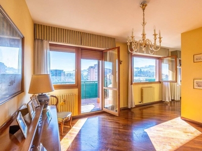 Appartamento di prestigio di 208 m² in vendita Via del Lavoro, Casalecchio di Reno, Bologna, Emilia-Romagna