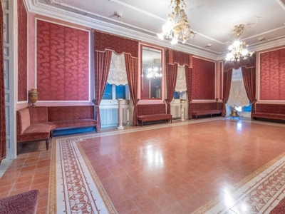 Prestigioso complesso residenziale in vendita Piazza Umberto I, 13, Rutigliano, Bari, Puglia
