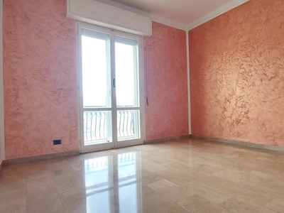 Quadrilocale in Vendita a Imperia, 198'000€, 90 m²