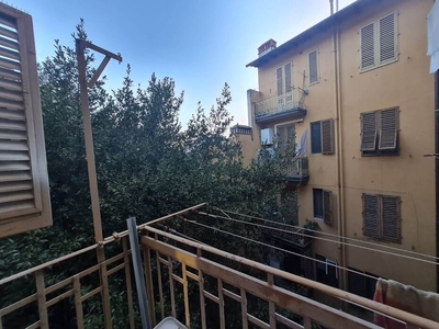 Renovated Three-Room Apartment for Sale in Florence: Prime Location near Viale Belfiore