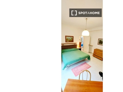 Stanza in affitto in appartamento con 3 camere da letto a Perugia, Perugia