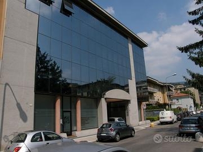 Ufficio in affitto a Brescia Arredato