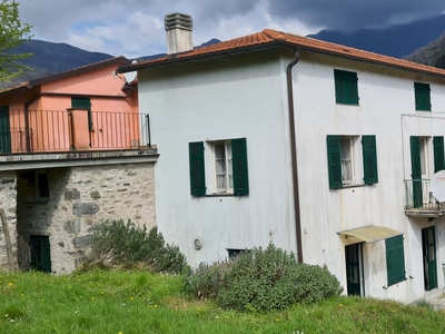 Vendita: Casa indipendente - 45000 € - San Colombano Certenoli