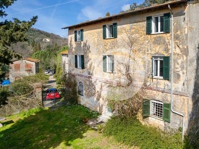 Villa di 485 mq in vendita Sarzana, Liguria