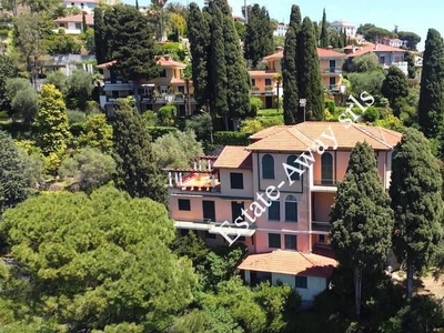 Villa di 640 mq in vendita Via dei Colli, Bordighera, Imperia, Liguria
