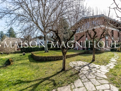 Villa plurifamiliare via altopiano, Borgonuovo, Sasso Marconi