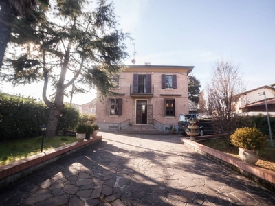 Villa unifamiliare, ottimo stato, 280 m², Bazzano, Valsamoggia