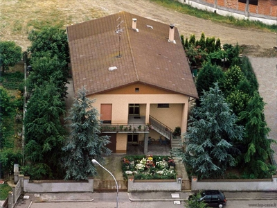 Villa unifamiliare via Daniele Manin 18, Centro, Molinella