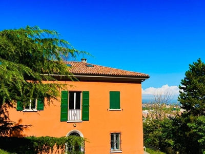 Villa unifamiliare via di San Luca, Colli Saragozza, Bologna