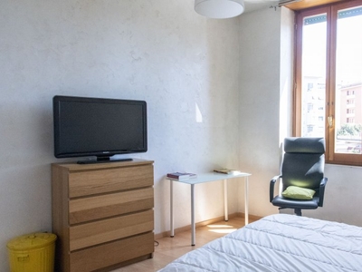 Camera doppia in appartamento con 5 camere da letto a Prati, Roma