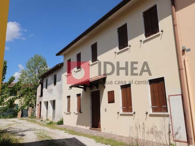 Villa a Schiera in Vendita ad Spresiano - 169000 Euro