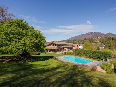 Villa in vendita, Varese masnago