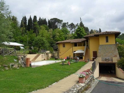albergo-hotel in Vendita ad San Casciano in Val di Pesa - 757350 Euro