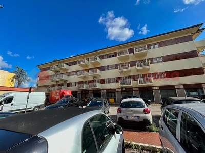 Appartamento di 80 mq in affitto - Caserta
