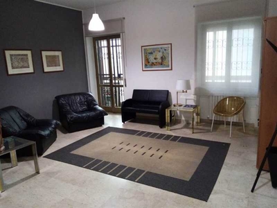 Appartamento in Affitto ad Cosenza - 600 Euro