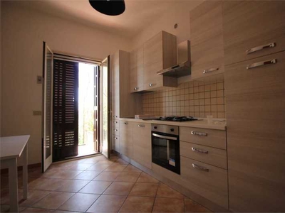 appartamento in Affitto ad Gravina di Catania - 650 Euro