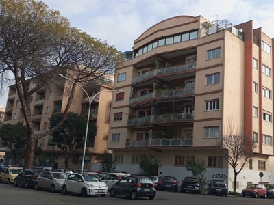 Appartamento in Piazza Del Sacro Cuore, 00, Roma (RM)