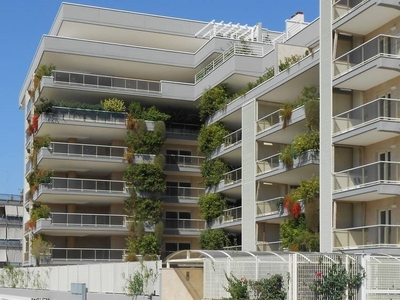 Appartamento in Vendita a Bari, zona S. Pasquale, 567'000€, 189 m²