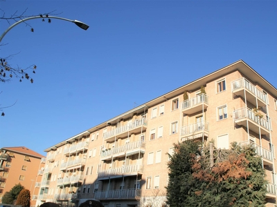 Appartamento in vendita a Biella Centro
