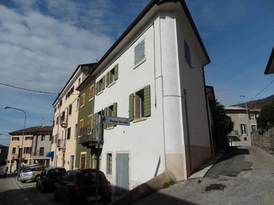 appartamento in vendita a Caprino Veronese