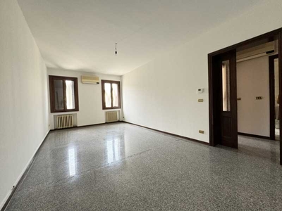 Appartamento in Vendita a Este - 135000 Euro