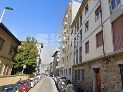 Appartamento in Vendita a Firenze, zona Campo di marte, 288'750€, 133 m²