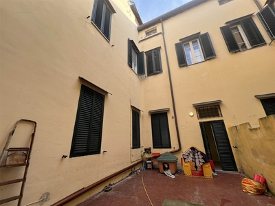Appartamento in vendita a Livorno Venezia